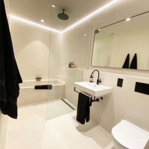 Microcement London - Wet room by Deco Cemento